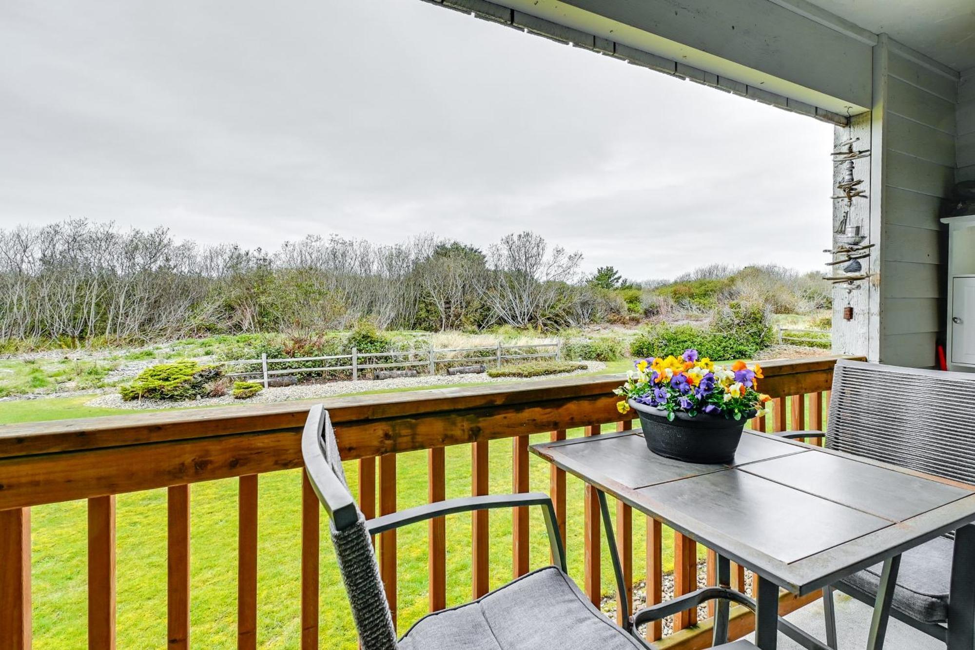 Ocean Shores Condo With Balcony Less Than 1 Mi To Beach! Esterno foto