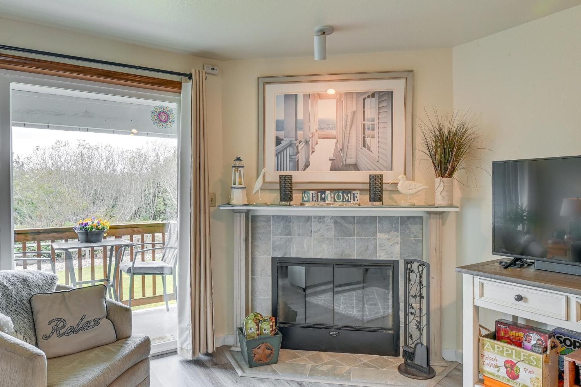 Ocean Shores Condo With Balcony Less Than 1 Mi To Beach! Esterno foto